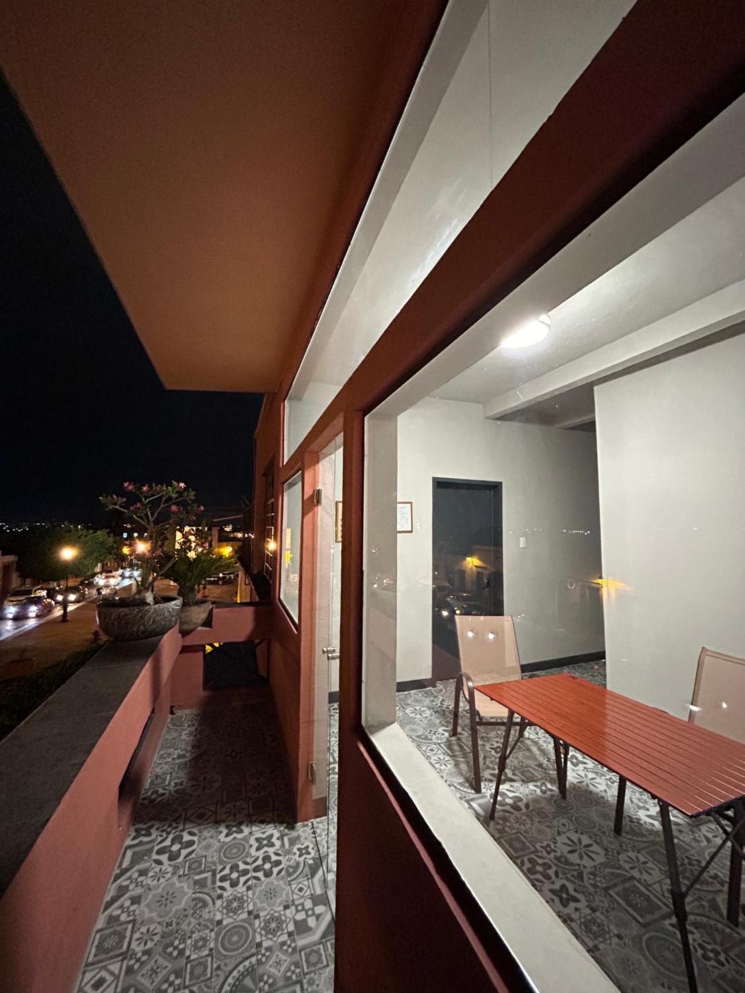 Lolita & Enri, La Mejor Ubicacion Y Vista En El Centro De Queretaro Hotel Exterior photo